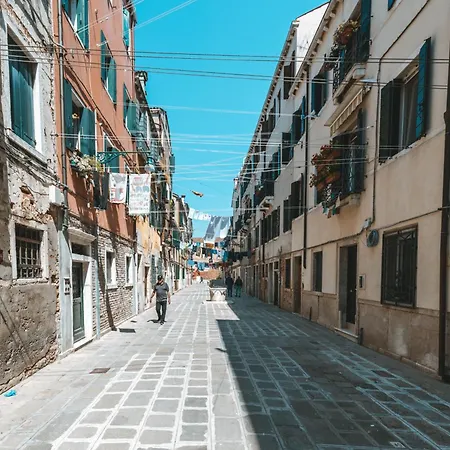 Ca Zorzi - 2 Minutes From Biennale & Canal View - Ape G Lägenhet