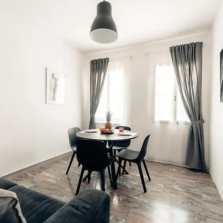 Lägenhet Ca Zorzi - 2 Minutes From Biennale & Canal View - Ape G Venedig